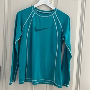 Women’s swim shirt/surf shirt